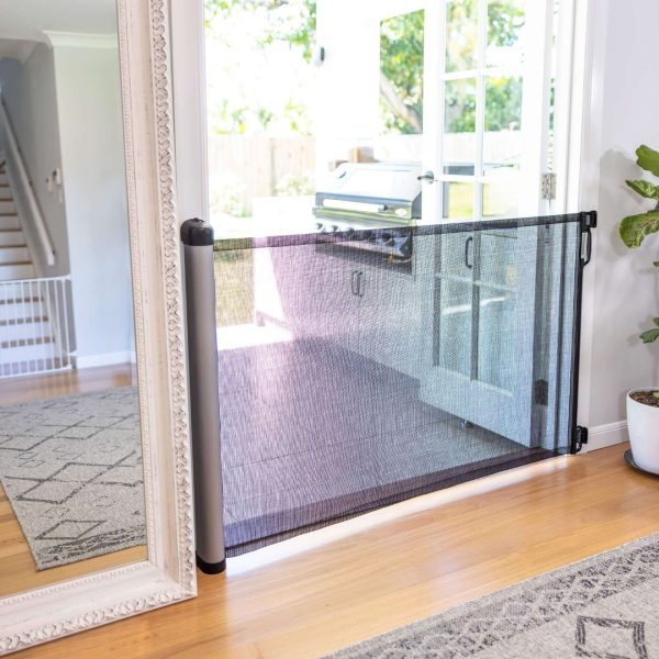 Retractable Baby Gate - babysmile03
