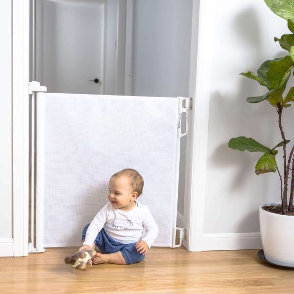 Retractable Baby Gate - babysmile03