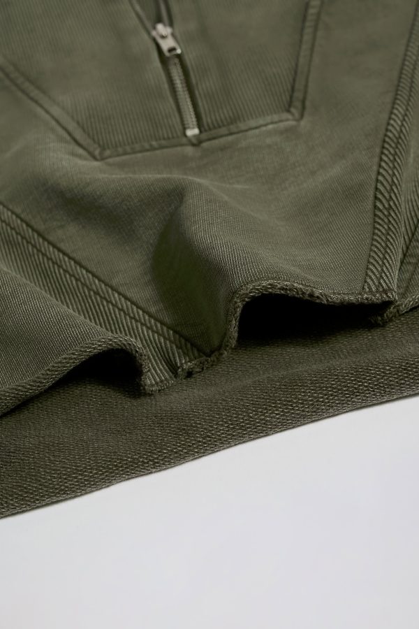 Acid Wash Cropped Sweatshirt in Light Green - Image 7