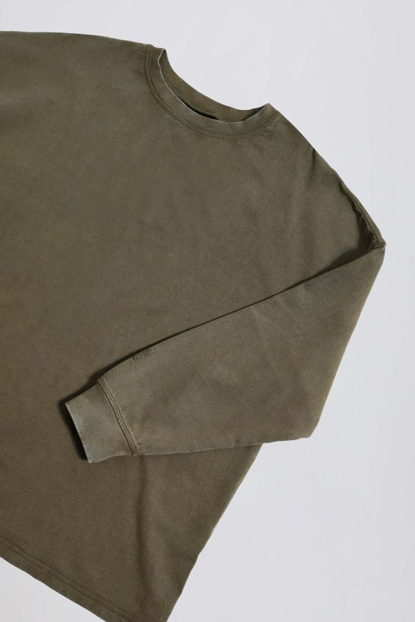 Acid Wash Long-Sleeve Oversized T-Shirt in Light Green - Image 4