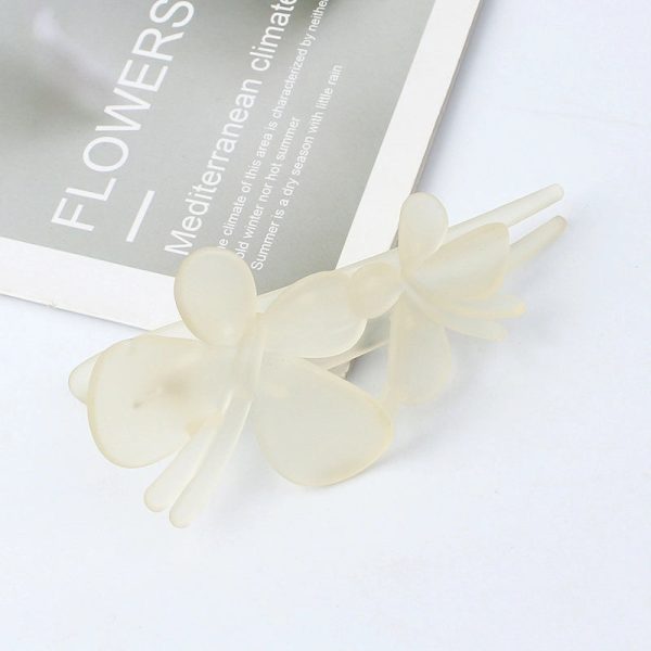 Butterfly Plastic Resin Hollow Out Hair Clip 1 Piece - Image 5