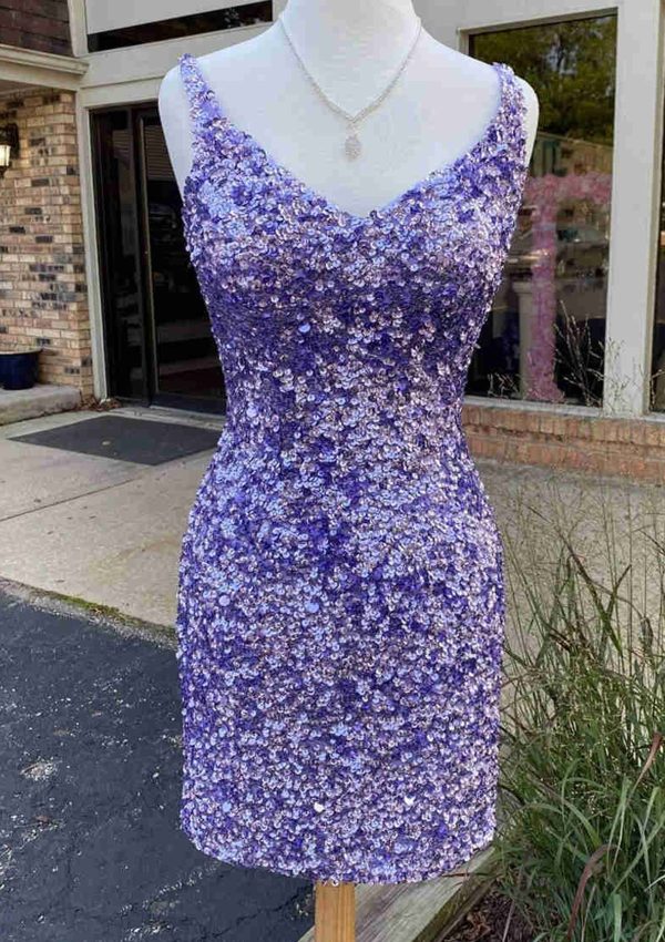 V Neck Sleeveless Open Back Red Sequin Bodycon Short Homecoming Dress - Image 3