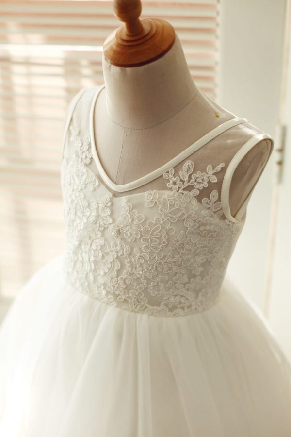 V Back Ivory Lace Tulle Wedding Flower Girl Dress - Image 4