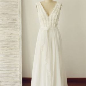 V Neck Ivory Lace Chiffon Wedding Dress Bridal Gown Wedding Dress, Pearls