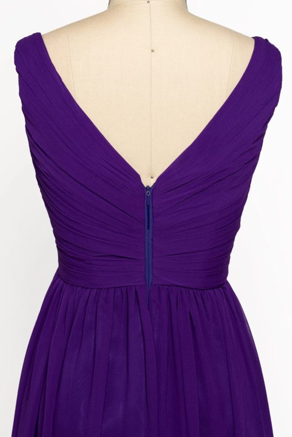 V Neck Sleeveless Crisscross Short Purple Chiffon Bridesmaid Dress - Image 4
