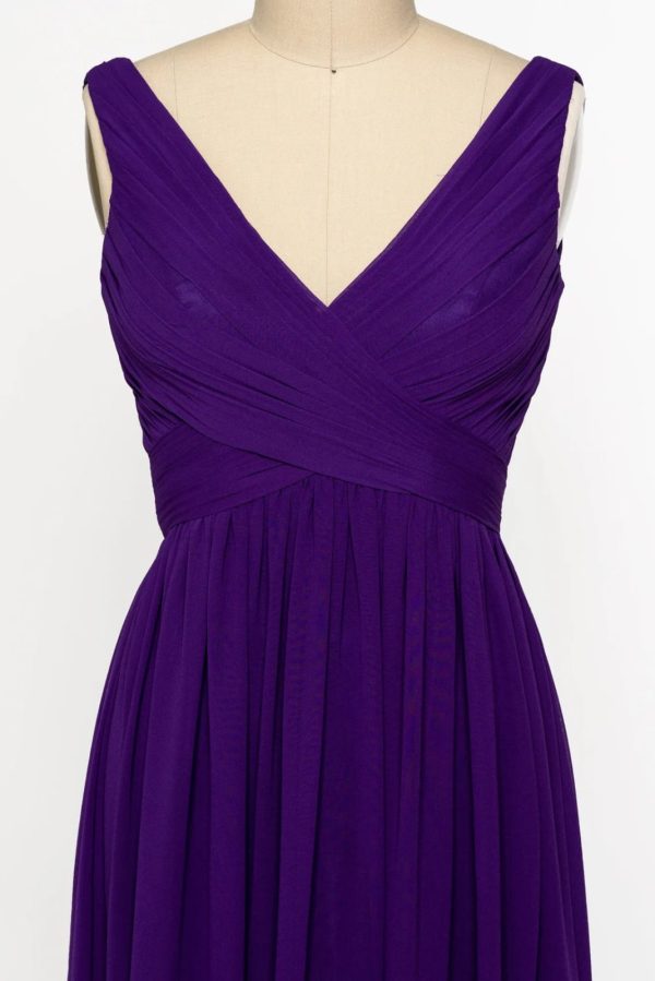 V Neck Sleeveless Crisscross Short Purple Chiffon Bridesmaid Dress - Image 3