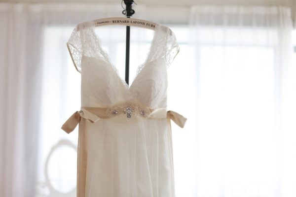 Vintage Inspired Lace Tulle Deep V Back Maternity Wedding Dress - Image 4