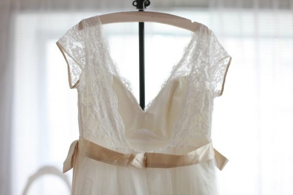 Vintage Inspired Lace Tulle Deep V Back Maternity Wedding Dress - Image 6