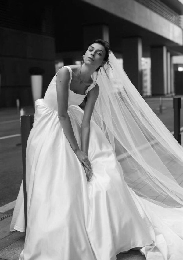 White Satin Ball Gown Square Lace Up Cathedral Sleeveless Wedding Dress - Image 4